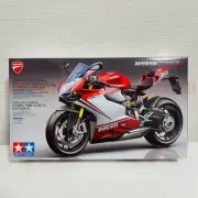 Tamiya Model Ducati 1199 Panigale S Tricolore 1/12 Motorcycle Plastic Model