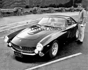 STEVE MCQUEEN STANDS BY HIS FERRARI SPORTS CAR 8X10 PHOTO AUTOMOBILIA CELEBRITY