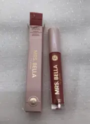 bh Cosmetics Mrs. Bella Lip Gleam High Shine Lip Gloss Shade Golden Peach NEW