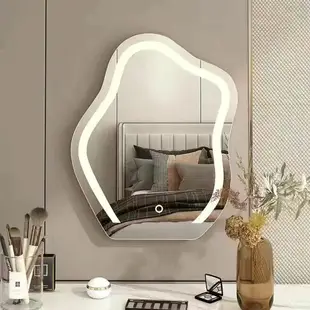 網紅云朵化妝鏡臺式LED燈鏡子臥室智能家用燈鏡帶燈梳妝臺化妝鏡
