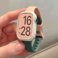 在飛比找momo購物網優惠-【樂邁3C】Apple Watch S9 撞色矽膠錶帶(撞色