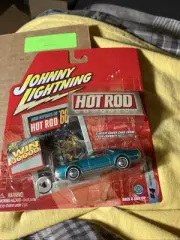 Johnny Lightning Hot Rod magazine 1969 Oldsmobile Toronado