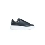 [ALEXANDER MCQUEEN] Studded Oversize Sneakers Black