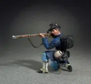 BRITAINS CIVIL WAR UNION 31406 UNION FEDERAL IRON BRIGADE KNEELING FIRING RIFLE