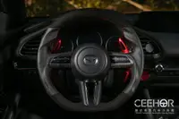 在飛比找樂天市場購物網優惠-[細活方向盤] 麂皮牛皮款 Mazda3 CX30 MAZD