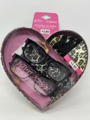 Betsey Johnson Readers Square Set t 2 Reading Glasses +2.00 NIB valentine’s day