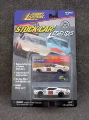 Johnny Lightning Stock Car Legends Leeroy Yarbrough # 98 Torino Talladega