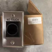 NO TOUCH WAVE SENSOR - (Indoor/Single Gang w/Mounting Box) - (Door Controls)