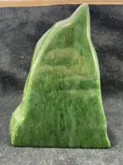 915grams Green Nephrite Jade freeform tumble healing crystal tower Pakistan