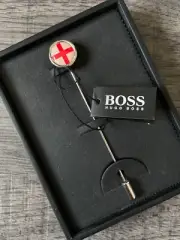 HUGO BOSS ST GEORGE/ENGLAND FLAG LAPEL PIN BADGE BROOCH RETAIL BNIB