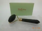 Jade Facial Roller ~ Mélusine, Paris