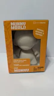 NEW Munny World Customizable Create Your Own Vinyl Art Mini Toy Loot Crate