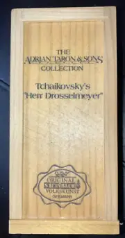 5 In STEINBACH TCHAIKOVSKY'S "HERR DROSSELMEYER" NUTCRACKER - 028