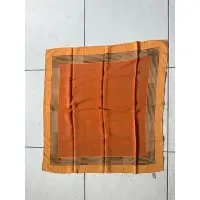 在飛比找蝦皮購物優惠-Celine 賽琳絲巾 橘色logo 45x45