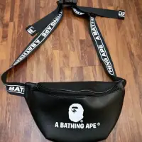 在飛比找蝦皮購物優惠-APE BAPE 猿人 日本雜誌贈品 側背小包 腰包 嘻哈 