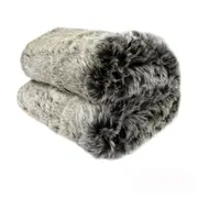 Sia Luxury Range Faux Fur Throw Rug 127 x 152 cm