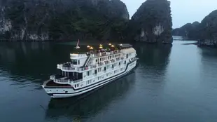 下龍灣白蘭鴿航遊飯店Halong Paloma Cruise