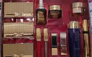 Estee Lauder Holiday Blockbuster Makeup Gift Set New In Box All products sealed
