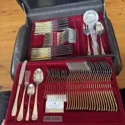 Gottinghen Cutlery Box 12 Peice Setting Made In Italy