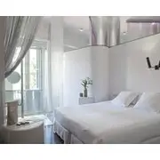 Chic & Basic Born Boutique Hotel