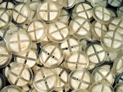 Buttons 17.5mm Beige 30pc Sewing Clothing Crafts Sew Dressmaking