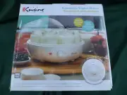 Euro Cuisine YM100 Yogurt Maker with Seven 6 oz Jars. Brand New Never Used.