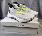 UNDER ARMOUR SNEAKERS MEN GRY/BLK CURRY 3Z 24 SDE 3028191-100 Sz: 10.5