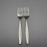 Oneida Stainless CAMLYNN Large Serving Forks - Set of Two New