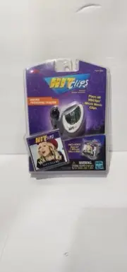 VINTAGE 2002 TIGER HIT CLIPs MICRO PERSONAL PLAYER Madonna Don't Tell Me HASBRO