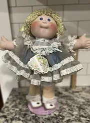 Applause 1984 Cabbage Patch Doll Limited Collectors Edition #4882 Kellyn Marie