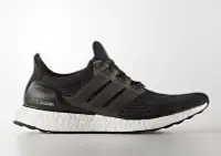 在飛比找Yahoo!奇摩拍賣優惠-adidas Ultra Boost 3.0 男碼 黑 白 