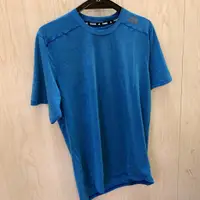 在飛比找蝦皮購物優惠-有間店🔹ADIDAS D4T HIIT CS TEE 男 排