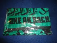 在飛比找Yahoo!奇摩拍賣優惠-未開封☆ONE OK ROCK　2011年絕版綠色毛巾