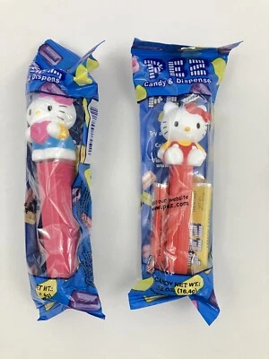 Lot of 2 Pez Dispenser Hello Kitty Sitting & With Heart (full Body) (2010/2011)