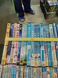 在飛比找Yahoo!奇摩拍賣優惠-【席滿客二手書】正版DVD-電影【相信愛情】-班史提勒、珍娜