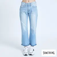 在飛比找momo購物網優惠-【SOMETHING】女裝 抽鬚九分靴型牛仔褲(漂淺藍)