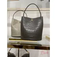 在飛比找蝦皮購物優惠-【歐洲outlet正品】FURLA  LOGO 水桶包 手提