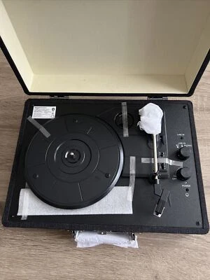 Turntable Record Player With Built in Speakers, Bluetooth And Suitcase