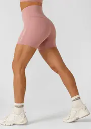 [Lorna Jane] Lotus No Chafe Phone Pocket 12cm Bike Shorts in Pink, Size - Large L Wild Rose
