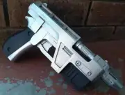 Poe Dameron Glie 44 Blaster (Prop)