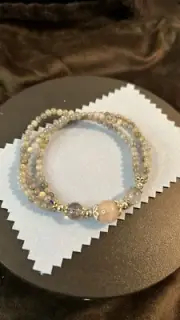 Rose and Clear Quartz with Labradorite Beaded Stretchable Bracelet. 41ctw
