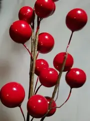 Artificial Red Berry Wire Bendable Stem 26"