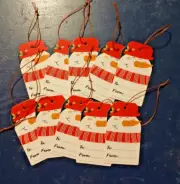 10 CHRISTMAS GIFT TAGS WITH STRINGS~ 2 3/4 X 1 1/2 INCHES~ SNOWMAN