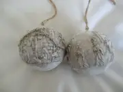 Set/ 2 Christmas Navity Ornament Manger & 3 Kings Carved, Antiqued Round Style