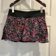 NWT Lululemon Play Off the Pleats Skirt Floral Electric Multi Size : 6 & 8