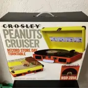 Crosley Limited Edition Peanuts Cruiser Deluxe Portable Vinyl Turntable RSD 2014