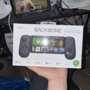Backbone One - Lightning Connector Mobile Gaming Controller iPhone XBOX-Black