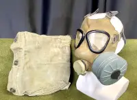 在飛比找露天拍賣優惠-【真品】美援M9防毒面具袋 國軍遷台初期有使用 韓戰、越戰、