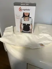 Ergobaby Baby Carrier Drool Bib Natural