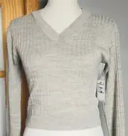 BP. Women’s Pullover Cropped Top Sz S Made In USA Gray Knit Long Sleeves V Neck
